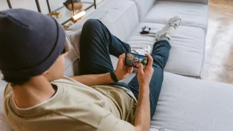 Apple Working on Dedicated Game Store App.webp