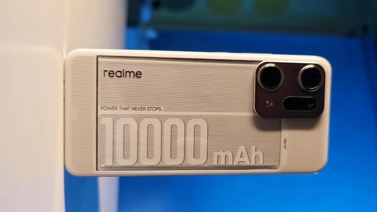 Realme GT 10000mAh dévoilé avec une batterie massive de 10000mAh